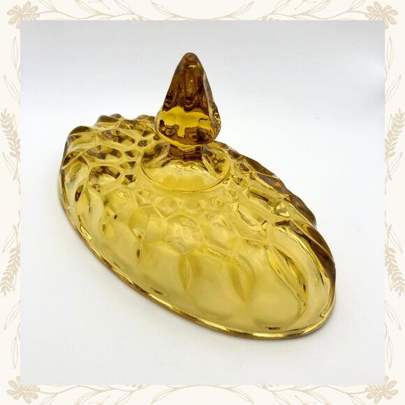 Vintage Anchor Hocking Fairfield Yellow Glass Butter Dish with Lid - Picture 5 of 6